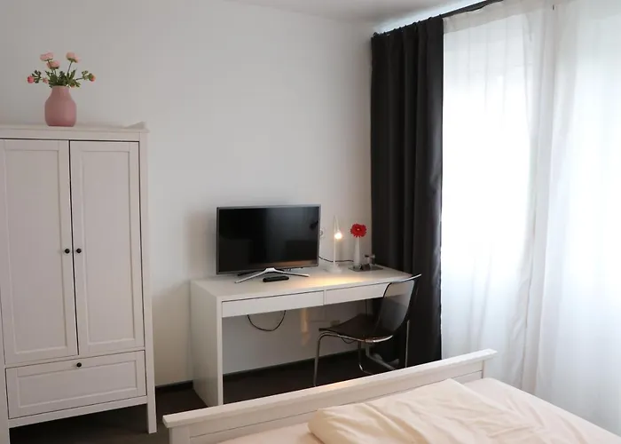 利金娜酒店 酒店 2*